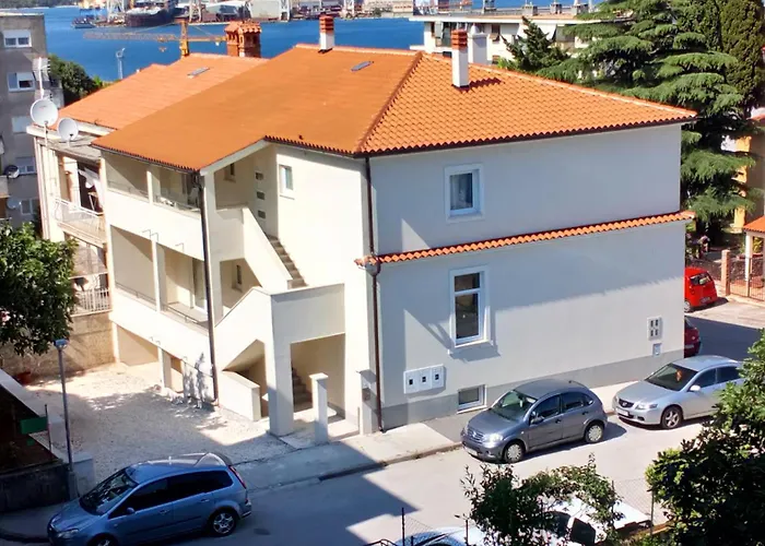 Holiday Apartment Dunja